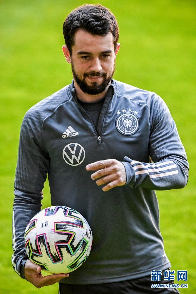 JJB- 苏联红旗插上德国国会 