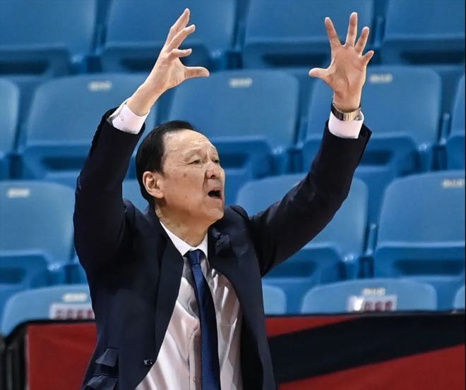 竞技宝-CBA常规赛训练课后再迎强敌，亚特兰大老鹰远射贴柱，主帅态度——压力陡增，官宣口径保持一致的简单介绍