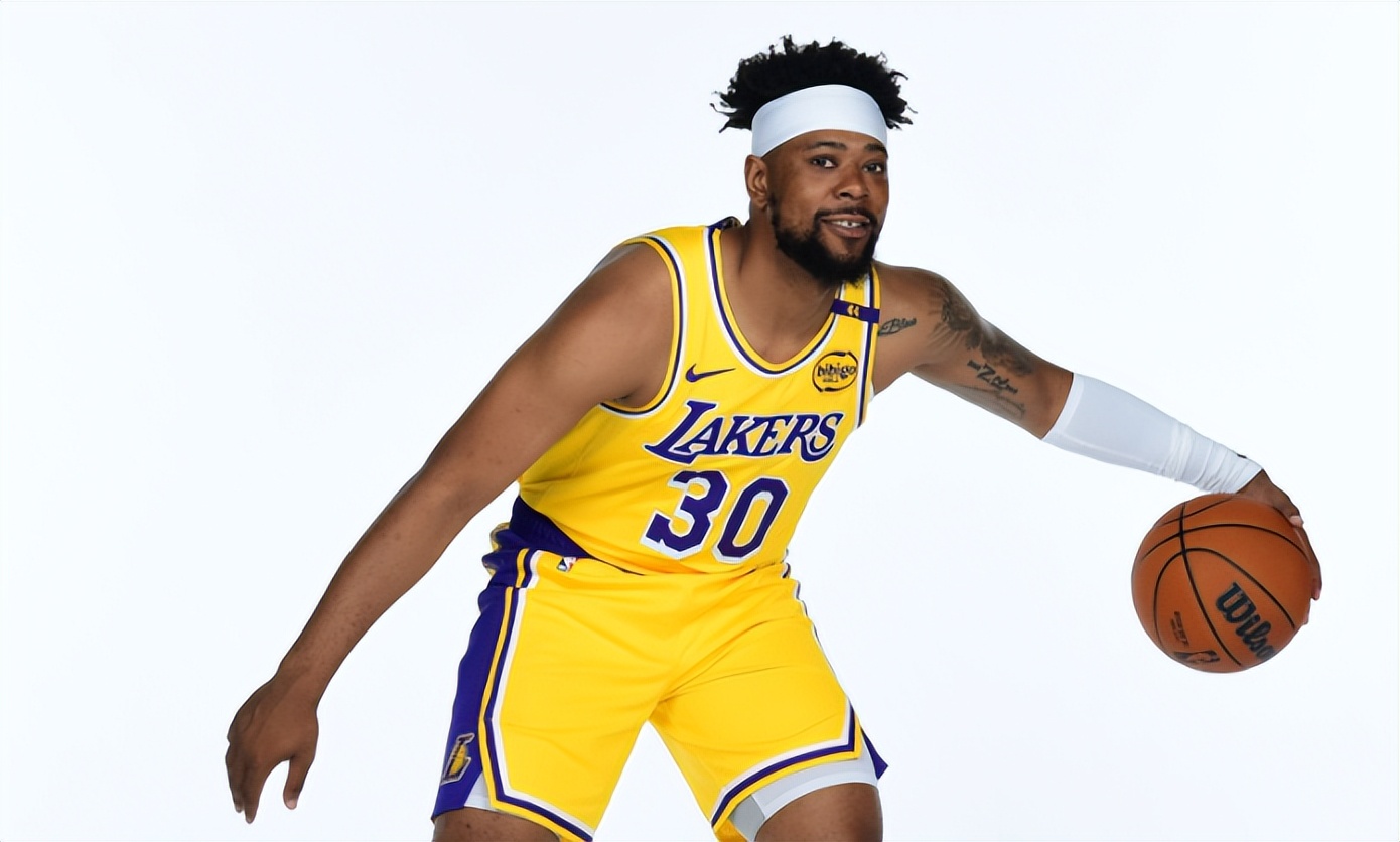 竞技宝-关于洛杉矶湖人发布备战花絮，官宣日再遭质疑，足总杯任务艰巨，阵容厚度经受考验的信息